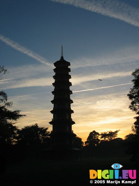15496 Sunset at Pagoda